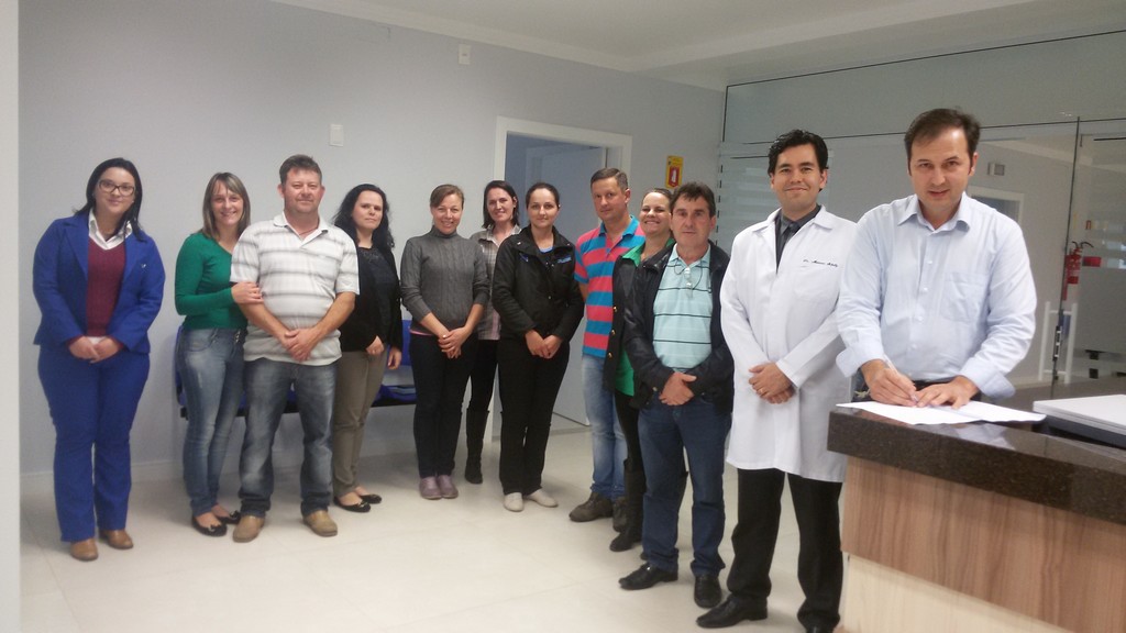 Empresários itaiopolenses visitam Clinica Vida