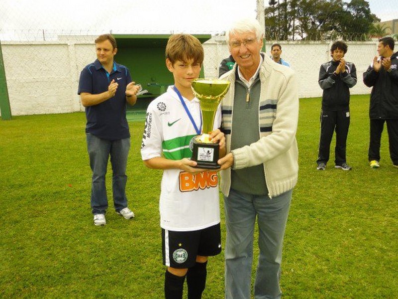 Atleta revelado na escolinha Leocádio Consul é convocado ...