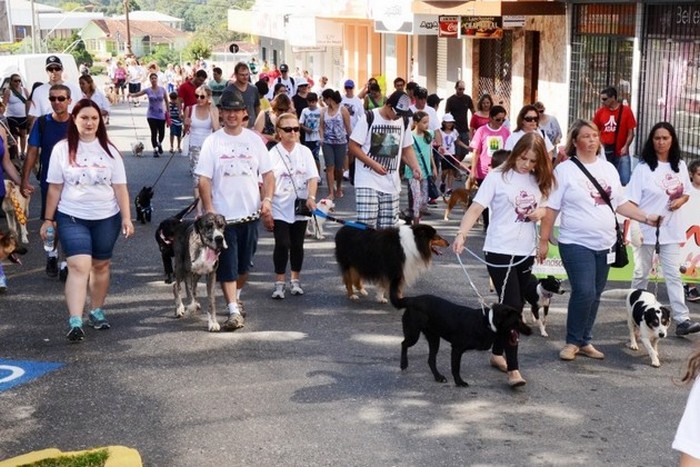 Dia 23 de outubro terá “Cãominhada”